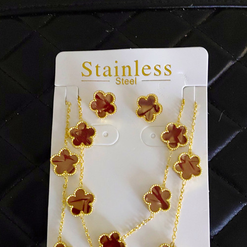 Gold tone stainless - tone,