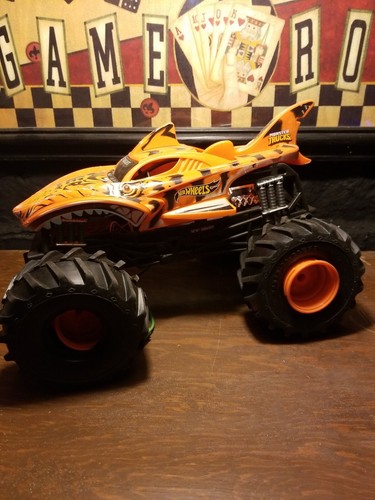 New bright tiger shark hot - tiger,