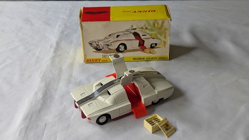 Vintage dinky toys 105 captain - toys,