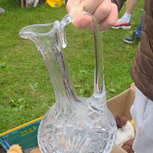 Clear cut glass - cut,