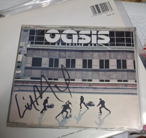 Liam gallagher signed - liam, oasis