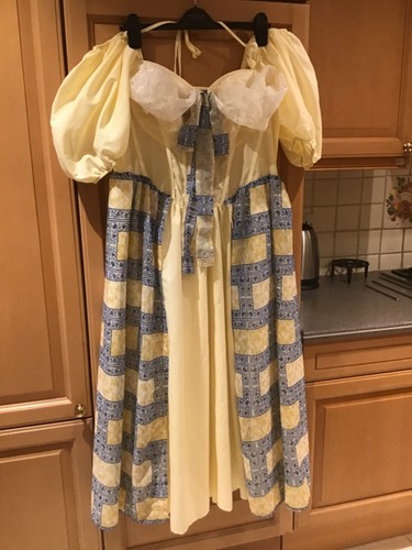 Victorian dress lemon and - victorian,