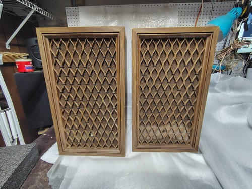 Pioneer 66g speakers - cs-66g, one
