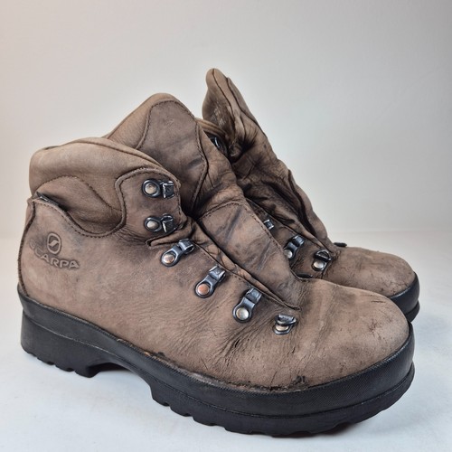 Scarpa boots women size 5 - scarpa,