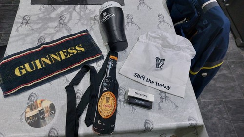 Bundle guinness memorabilia - bundle,