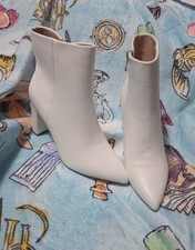 Dream Paris White Pointed Toe