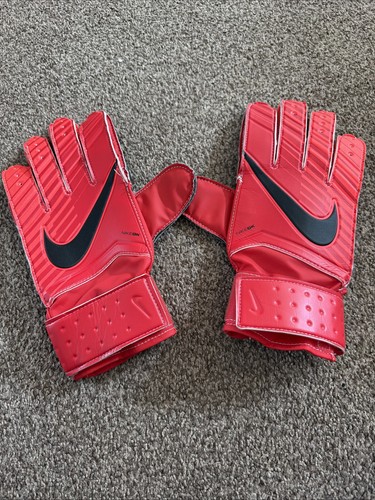 Nike football gloves - gk,