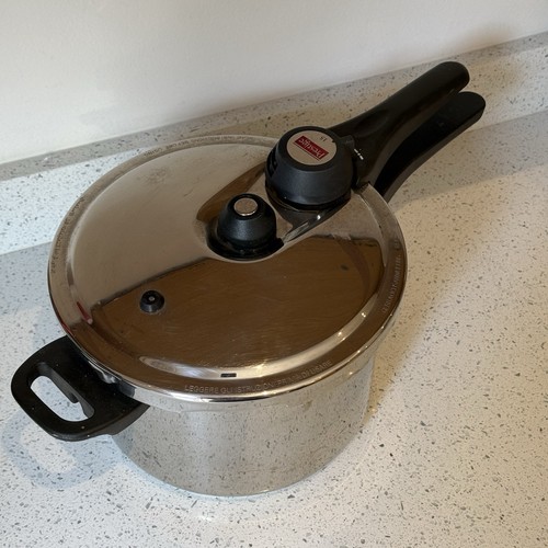 Prestige pressure cooker - prestige,