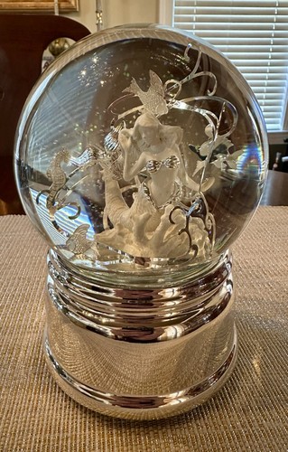 Danbury falls water globe - danbury,