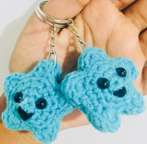 Key tag crochet - key,