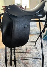 17.5 W Anky Dressage saddle