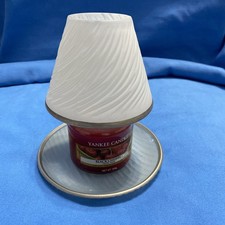 YANKEE CANDLE SMALL SHADE & PLATE SET & BLACK CHERRY CANDLE