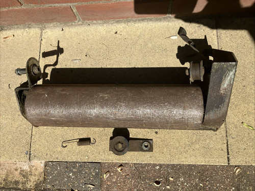 Metal roller and - metal, axle