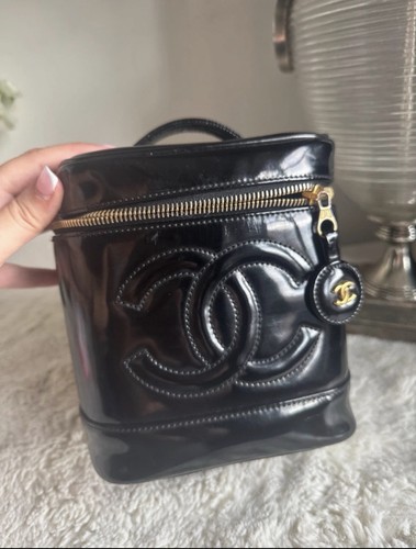 Vintage chanel vanity case bag - chanel,