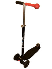 Maxi Micro Scooter Black Age