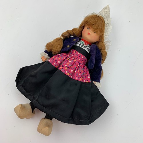 Vintage dutch folk sleep - vintage,
