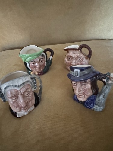 Royal doulton character jugs - royal,