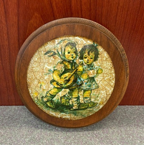 Vintage wooden circle wall - wooden,
