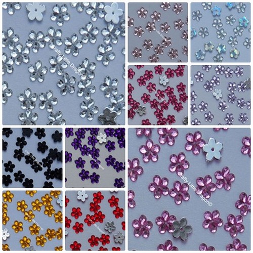 100 8mm flower diamante gems - x,