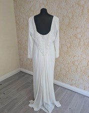 2000s Victoria Jane by Ronald Joyce Wedding Dress Requires Small Repair Size 18