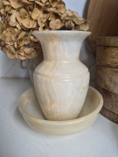Vintage hand carved onyx - hand-carved,