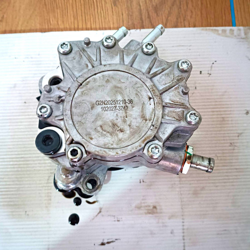 Tandem vacuum pump - pump, a4