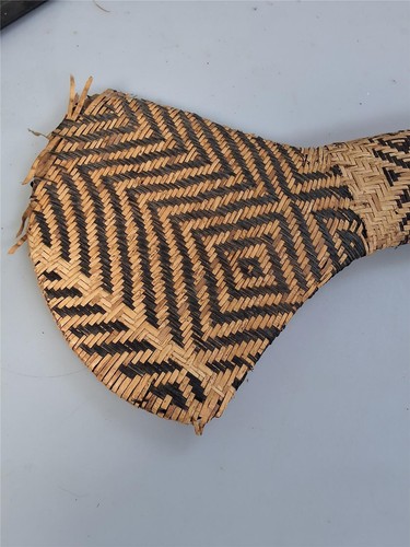 Antique png new guinea - new,