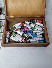 Daler-Rowney Oil Paint Collection In Old Wooden Box