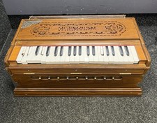 Indian harmonium - Guru Soundz
