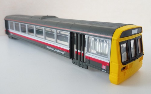 Hornby gauge class 142 - oo,