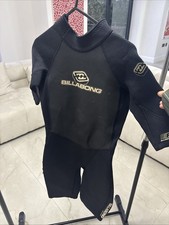 Billabong wet suite