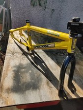Mid School BMX Mongoose Decade