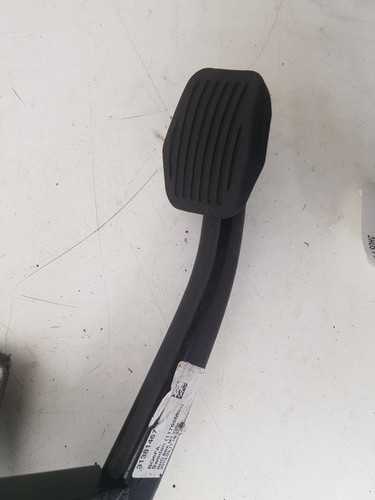 Volvo v40 brake pedal - volvo,