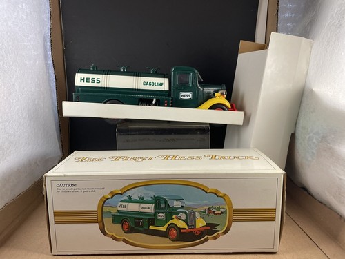 Vintage 1980s hess - toy, semi