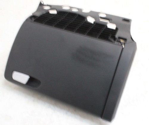 Audi 8k2 glove - (2008),