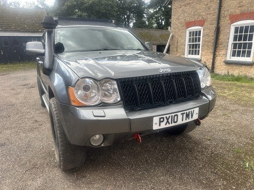 2010 jeep grand cherokee - jeep,