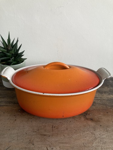 Vintage cousance creuset - cousance, le