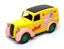 Lledo 8cm Long Diecast LP58002 - Morris Z Van Mr Blobby Noel’s House Party