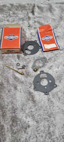 Briggs stratton carburetor - &,