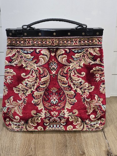 Junk gypsy nanny - junk, carpet