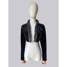 Masnada Velvet Cropped Shrug