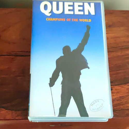 Queen champions the world - the,