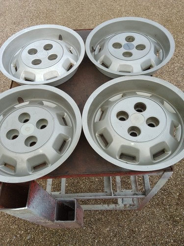 Tr7 wheel trims - wheel, hub