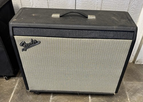 Fender 212 speaker cabinet - fender,