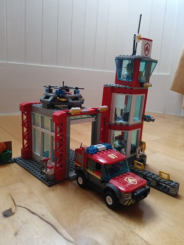 Lego city fire station - fire,