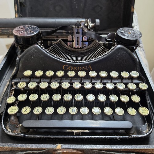 Vintage 1920s corona four - ​vintage,