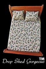 Dolls House 12th Scale Mahogany WOODEN Sleigh Bed with bedding