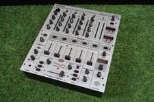 Behringer DJX700 4-Channel DJ