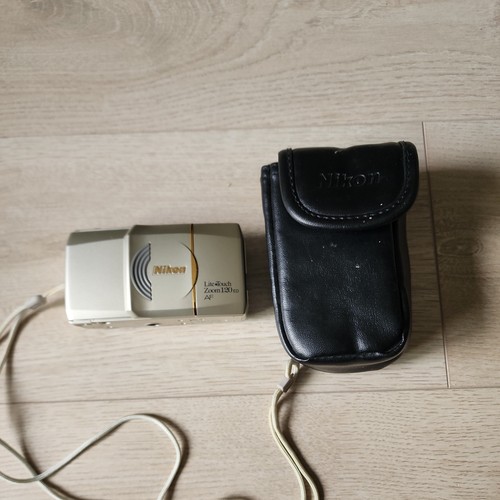 Nikon lite touch - nikon, zoom
