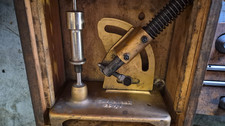 Vintage Pickavant Valve